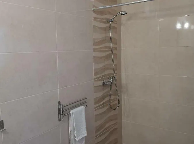 Casa Joao Bravo * 阿尔布费拉